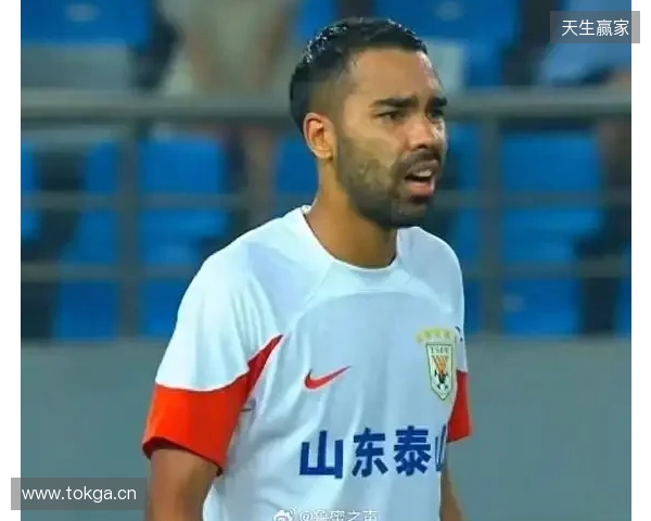 记者:泰山外援预计16号之后抵达,德尔加多也会归队参加冬训