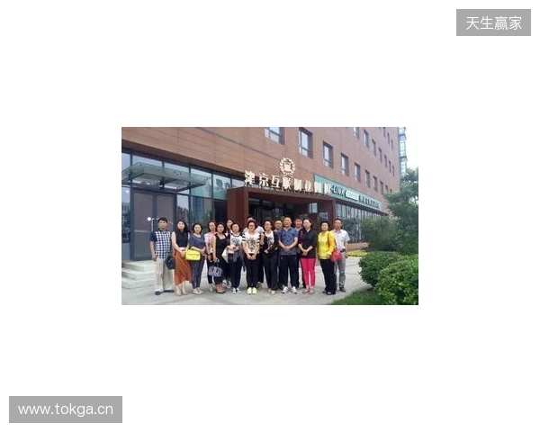 中冠综述：吴川青年2-2武汉联镇、广州海珠醒派3-3广州花都蜀地红